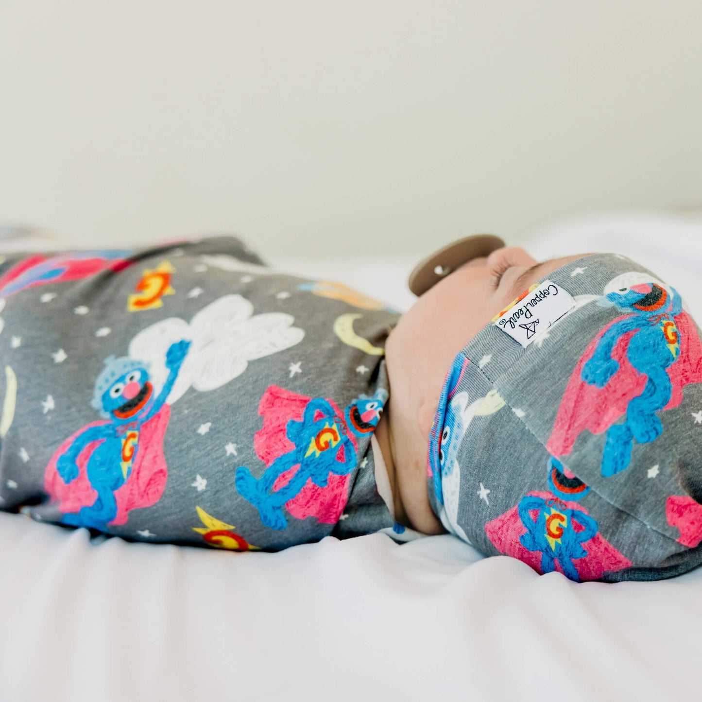 Knit Swaddle Blanket - Super Grover